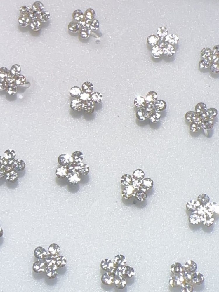 Image of Flower nose rings