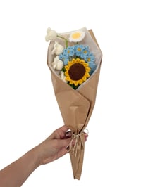 Image 2 of Crochet Flower Posie- Evelyn 