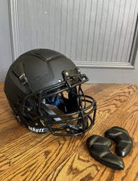 Schutt F7 Black Helmet