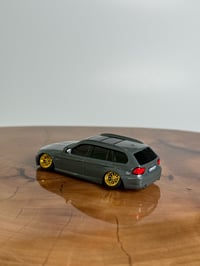 Image 2 of BMW 3 Series Touring Custom 