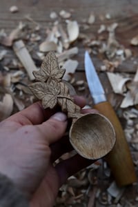 Image 4 of Ivy leaf Scoop 