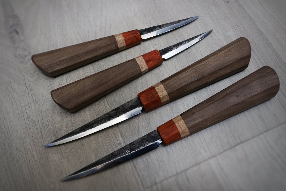 Image of 70mm and 100mm slöjd with walnut, London plane and padauk handle