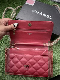 Image 2 of Wallet on chain red
