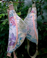 Image 3 of Lekker Bumbag Sydd I Gobelin - Floral