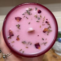 Image 1 of honeydew magnolia scented candle (new)