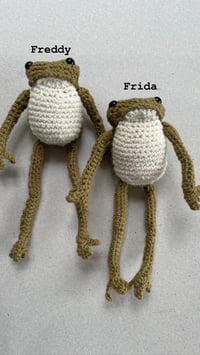 Image 3 of Crochet frogs 