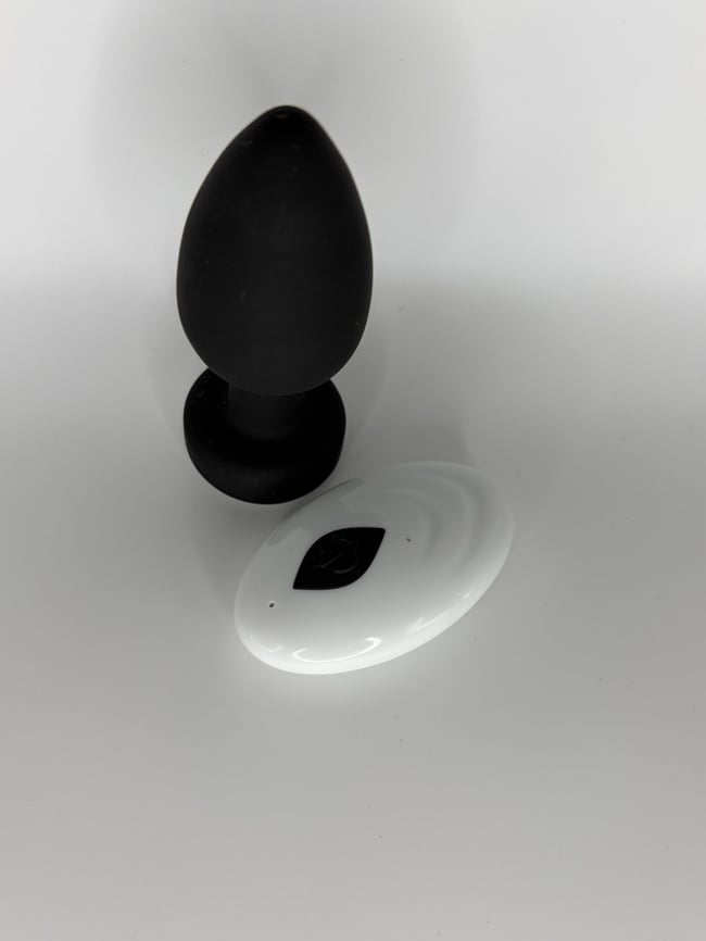  vibrating anal pleaser (remote control)