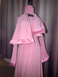 Image 2 of M/L Alani Set 52”