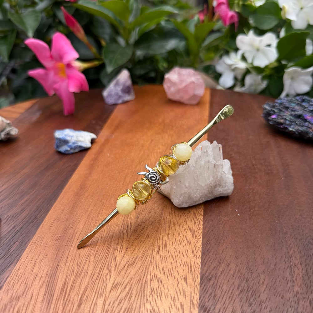 Image of golden rays dab tool