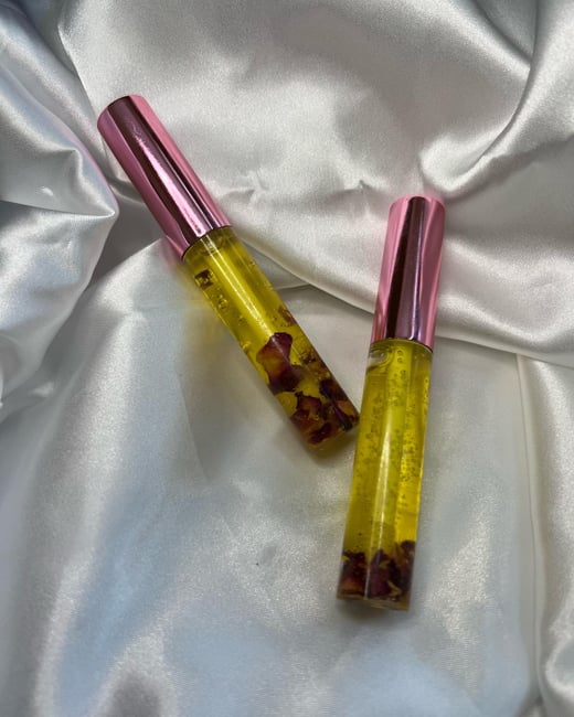 Peppermint and Rose Lip Oil