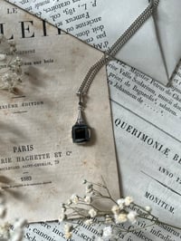 Image 1 of Pendentif en hématite, marcassites et argent massif, époque Art Déco (1910)