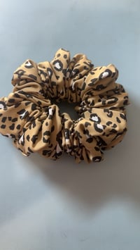 Image 6 of XXL Scrunchies
