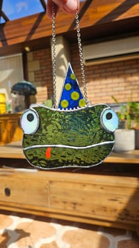Image 1 of Party frog