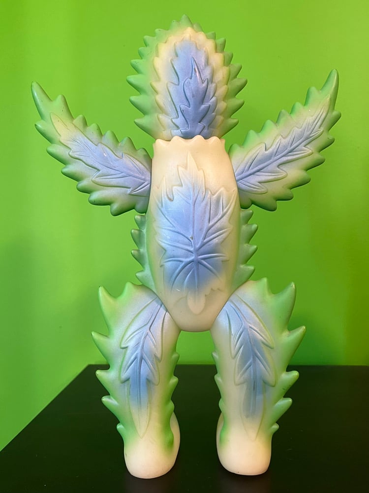Kittyfire jumbo vinyl figure GID