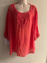 Image 3 of New 2X Zac & Rachel Woman top #732*8