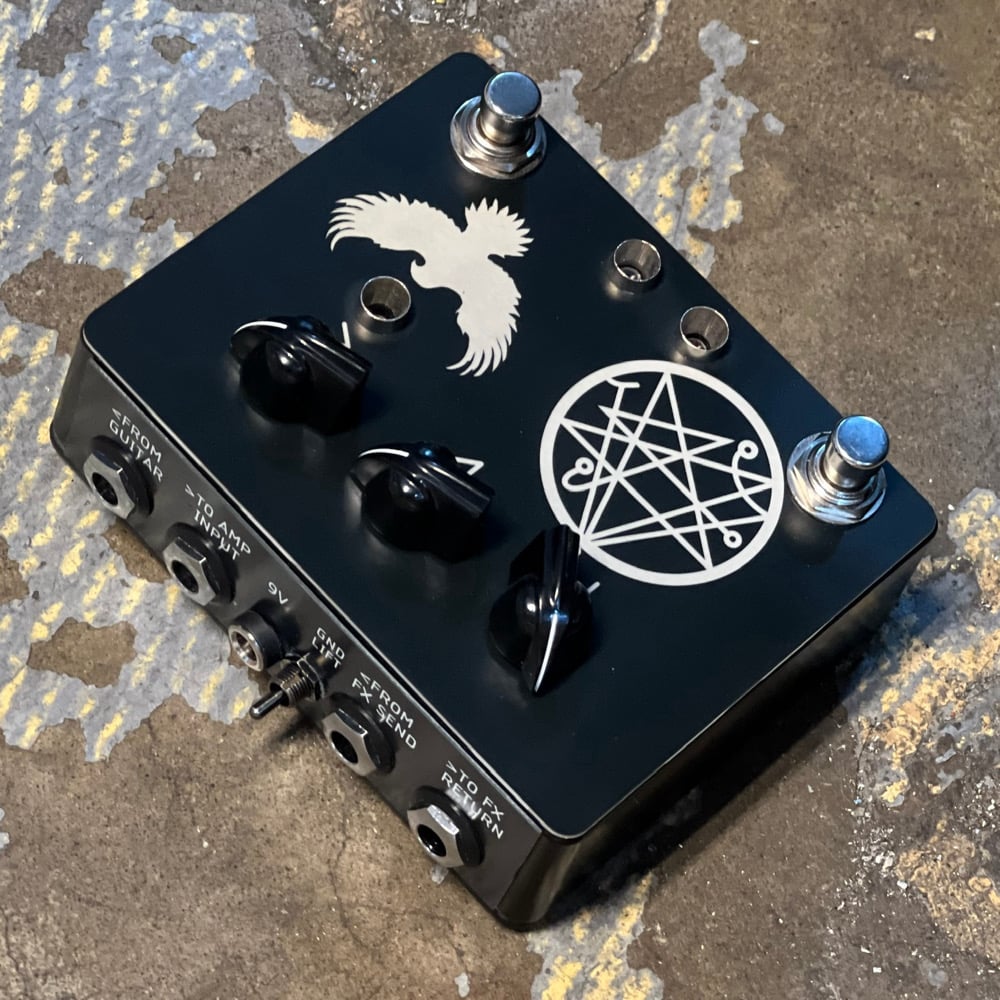 Fuzzhugger AB synth クローン