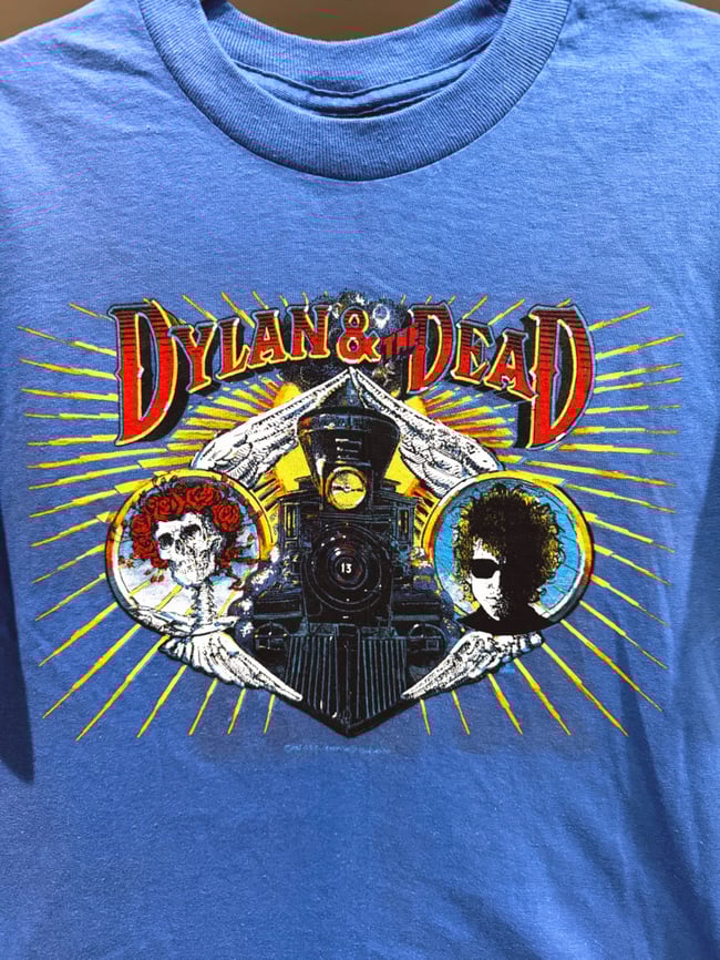 Grateful Dead 1987 Dylan & The Dead T-Shirt - Size M
