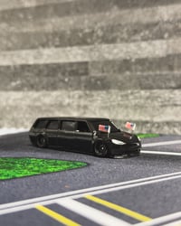 Image 4 of TESLA LIMOUSINE CUSTOM 