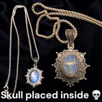 hidden skull necklace