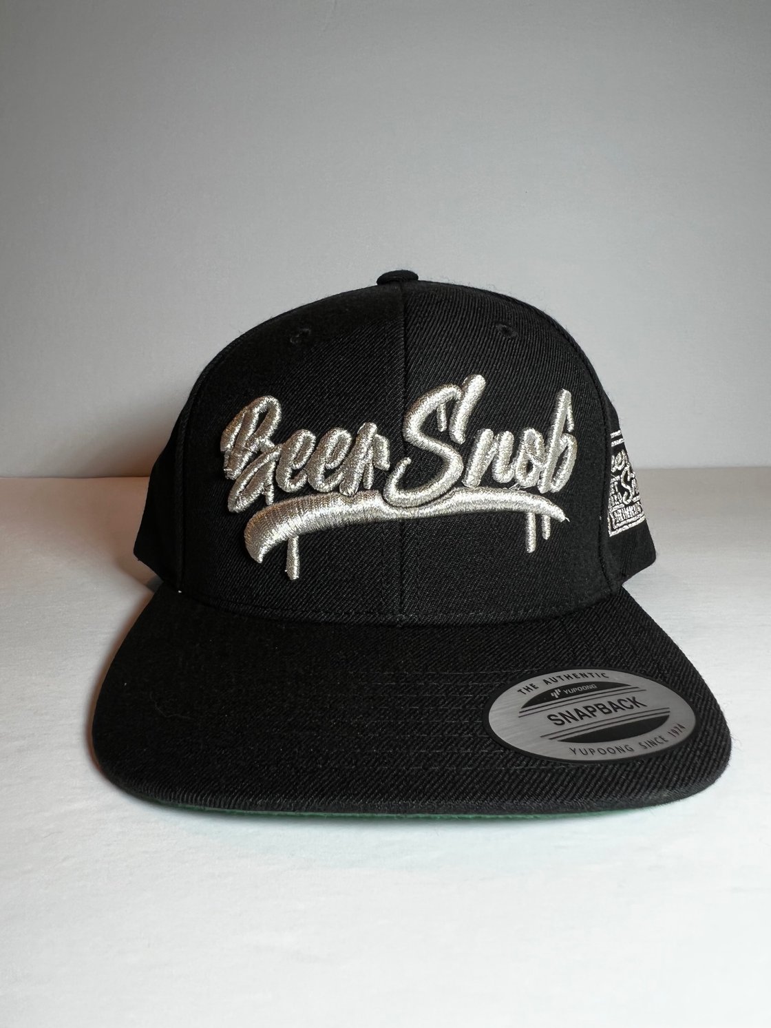 Image of Metallic Silver and black Snap Back v 1.0