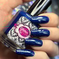 Image 16 of Glisten & Glow Aquarius