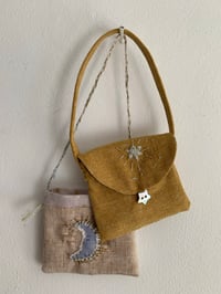 Image 4 of Accessories for your classic doll. 