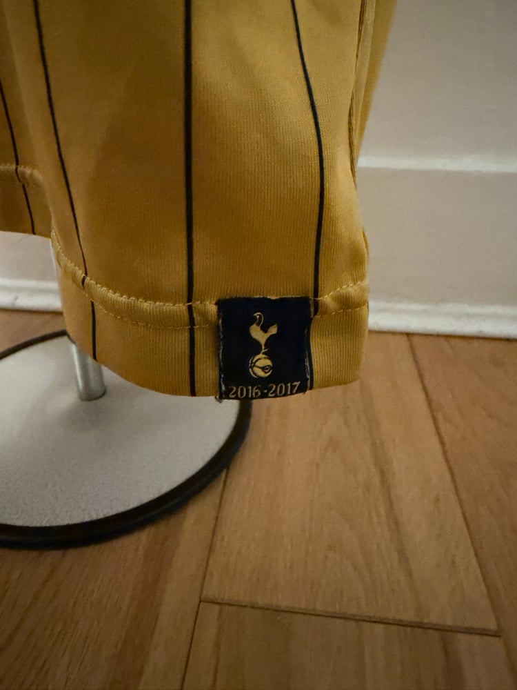 Image of Tottenham Hotspur “SON 7” 2016/17 Third Shirt + PL patches (M)