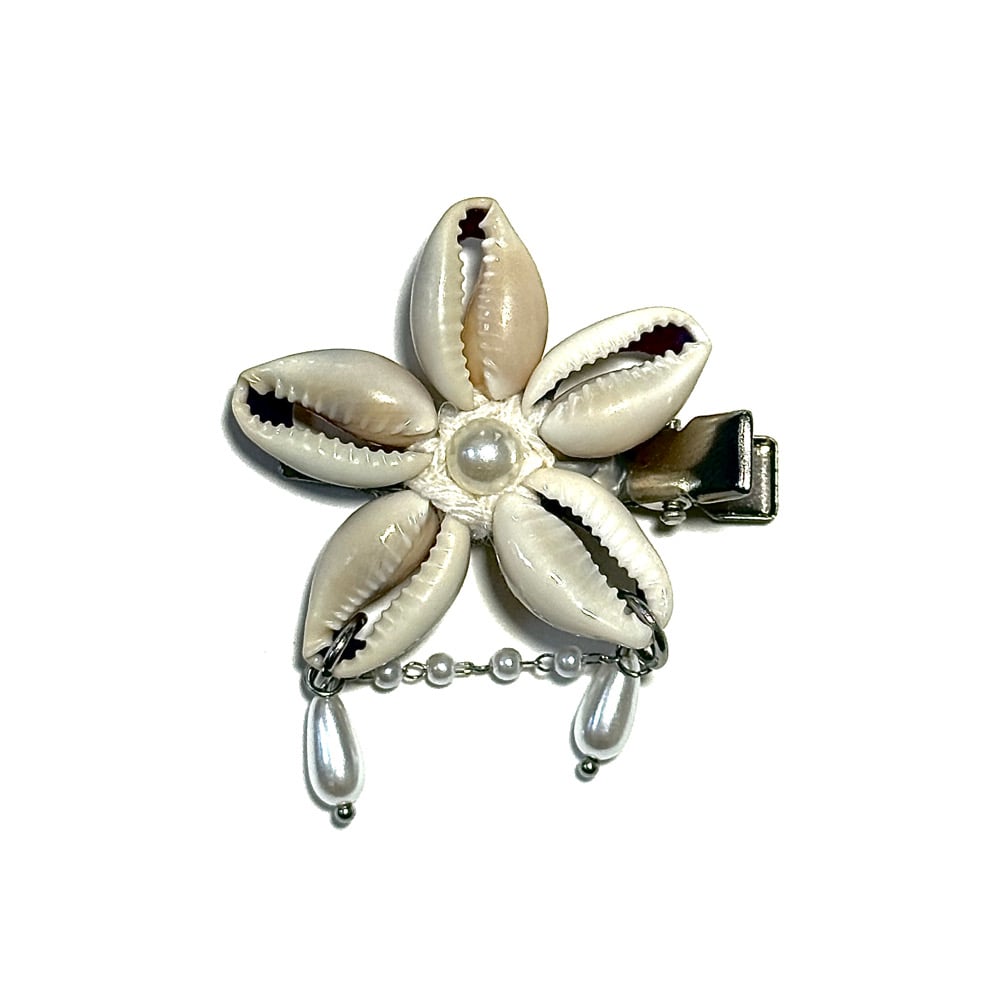 Image of Shell Flower Single Clip