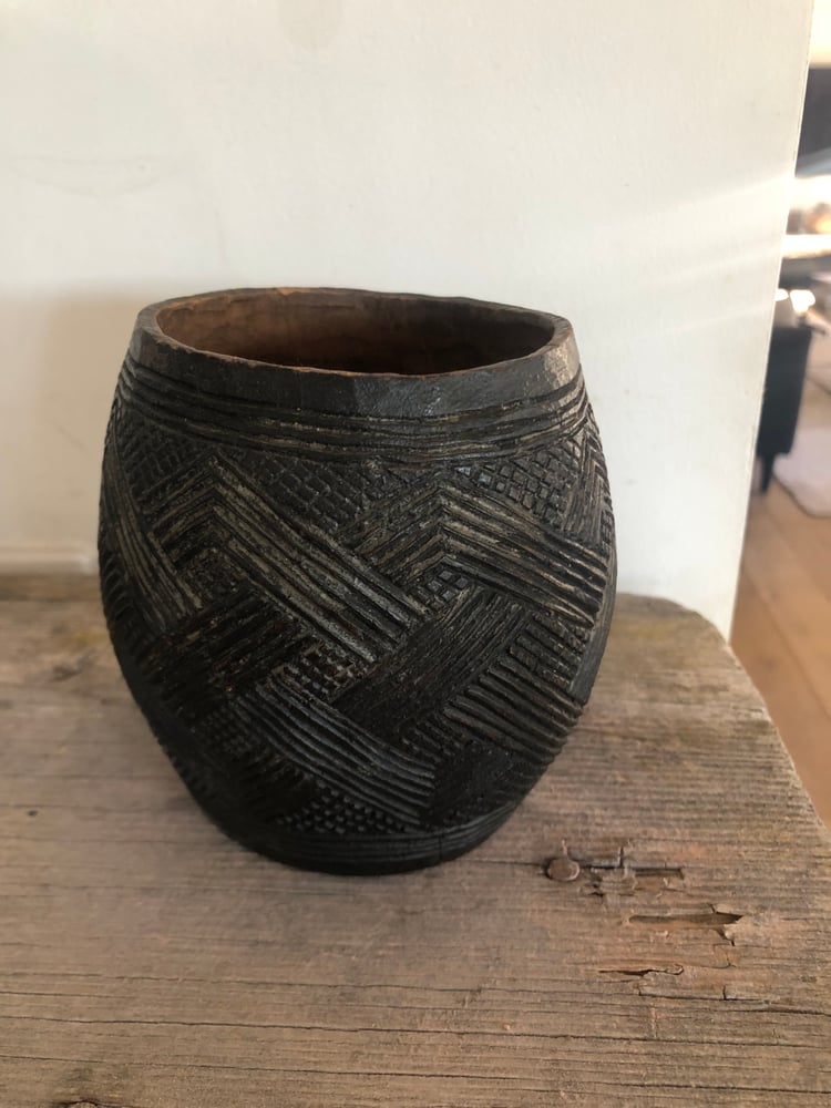 Image of Petit vase bois noir 