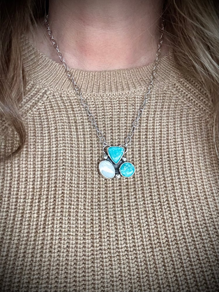 Image of White Water Turquoise & Mother of Pearl cluster Necklace