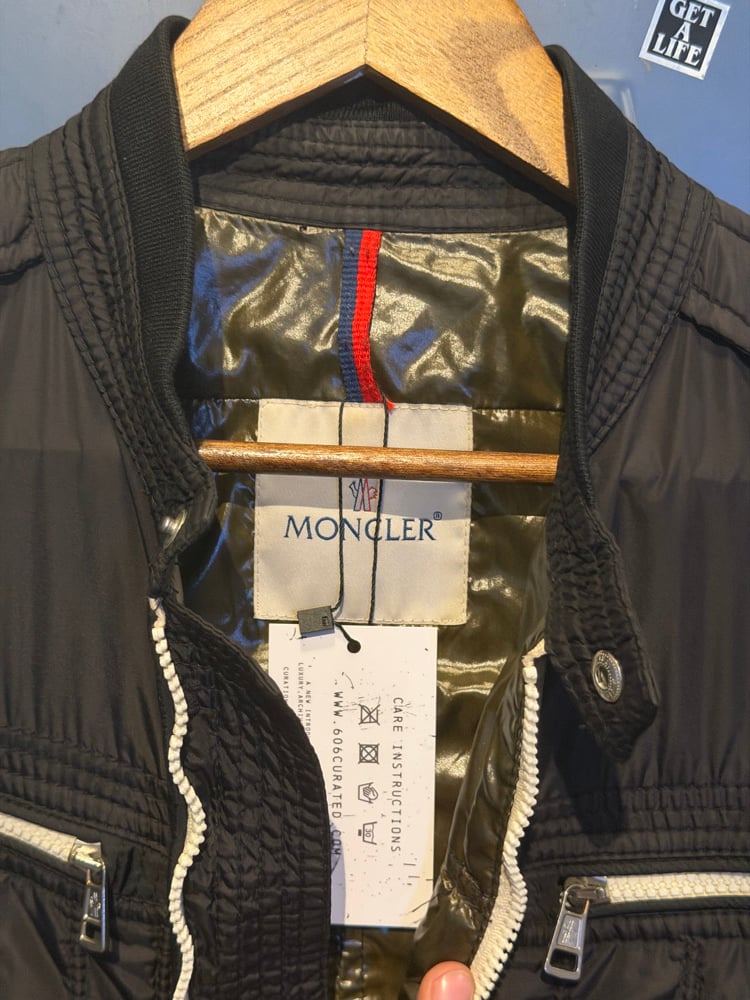 Image of Moncler Thyme Moto Puffer