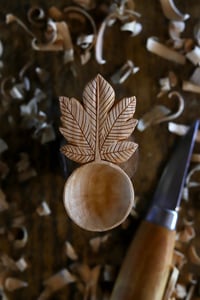 Image 3 of ~ Maple/Sycamore Leaf Scoop