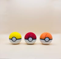 Image 1 of Fidget Pokémon ball 