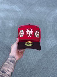 Image 4 of GREEN BRIM MULTI TONE GINGERBREAD NEW YORK METS CUSTOM FITTED CAP