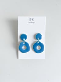Paire de boucles d'oreilles céramique ABSTRA PERCA PM bleu