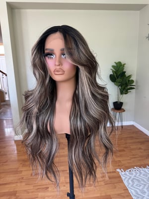 Image of Penelope luxury (ready to ship)