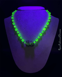 Image of Lampwork & Uranium Givre Beaded Necklace