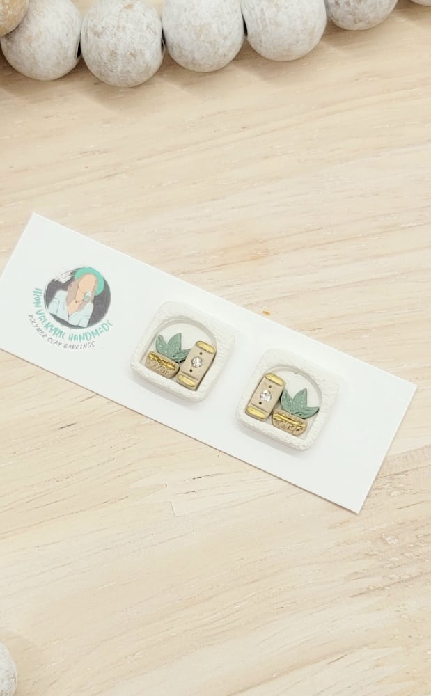Image of Boho Bookshelf Studs