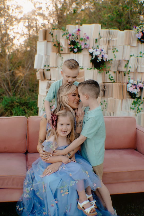 Image of Mother’s Day/Spring April 25