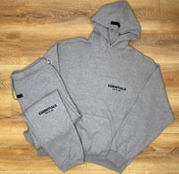 Essen Tracksuit - Dark Grey