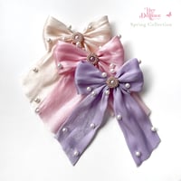 Image 1 of Pearl iridescent Maxi Bows
