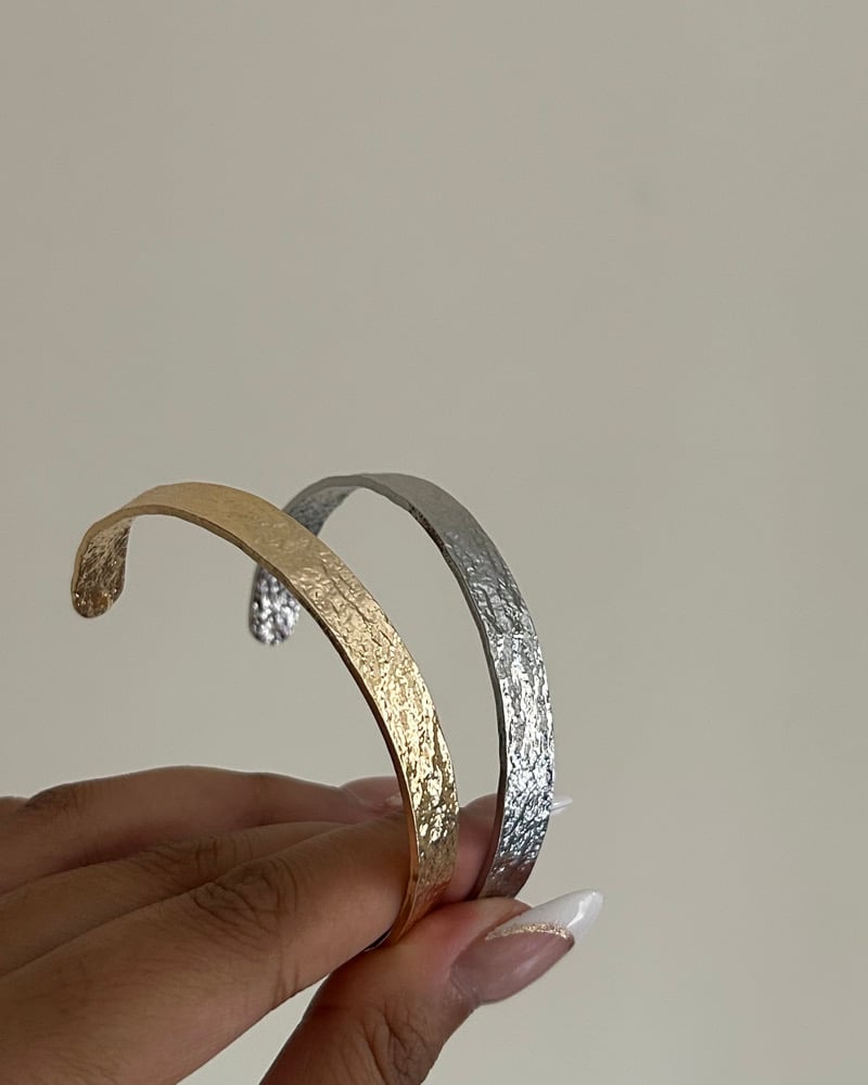 Image of SYRA Bangle 