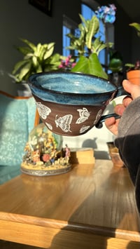 Image 5 of Butterfly mug 01