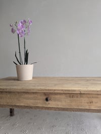 Image 3 of LA GRANDE TABLE BASSE 