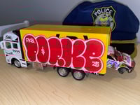 Image 2 of Porke pig tow truck