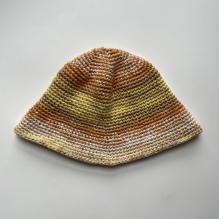 Gradient hat #5