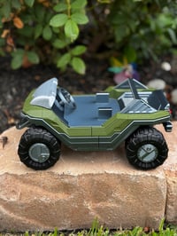 Image 2 of Master Chunk & Warthog At The Shop Club