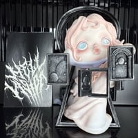 Image 2 of SKULLPANDA The Paradox (Secret Rare)