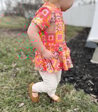 Image 2 of Berry Gardens Peplum (size 6,7,8)