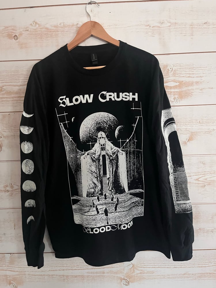 Bloodmoon longsleeve by Preston Weippert